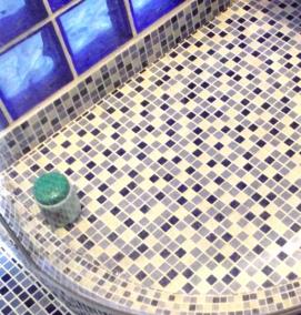 Кафельная мозаика для ванной - вариант 3