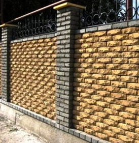 Кирпичный забор ЛЮКС