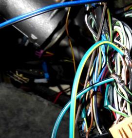 Клемма на сигнализацию - модель 3