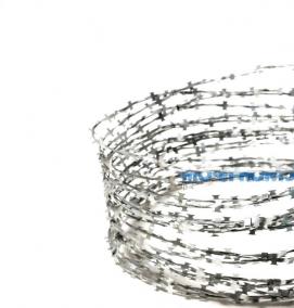 Колючая проволока СББ - вариант 3