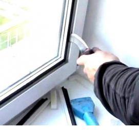 Коричневая балконная дверь - модель 3