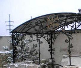 Кованная беседка с мангалом - тип 2