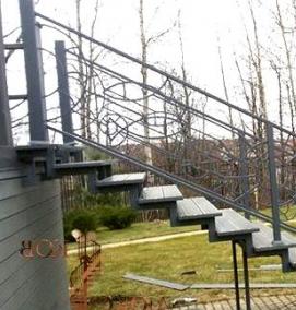 Кованые уличные лестницы - тип 3