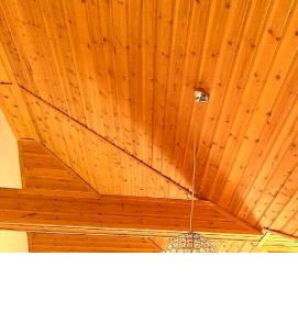Крашенная деревянная вагонка - вариант 1