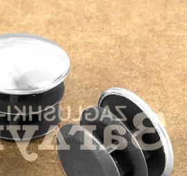 Круглая хромированная труба - вариант 3