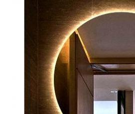 Круглое зеркало с подсветкой в ванную - модель 1