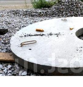 Крышка колодца с люком - модель 3