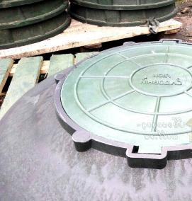 Крышка колодца с люком - модель 2