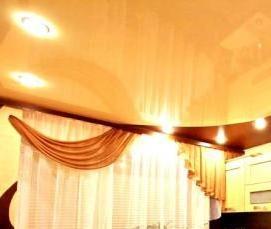 Кухонный натяжной потолок - вариант 3