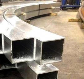 Квадратные профильные трубы алюминиевые - вариант 4