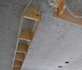 Квадратный двухуровневый натяжной потолок - вариант 2