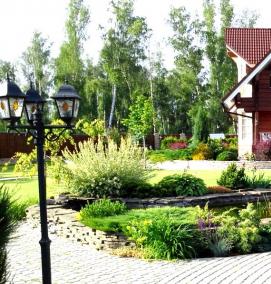 Ландшафтный дизайн деревенского участка - модель 3