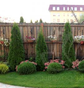 Ландшафтный дизайн вдоль забора - тип 3