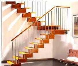 Лестница деревянная на стену - модель 4