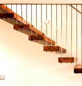 Лестница деревянная прямая - модель 3