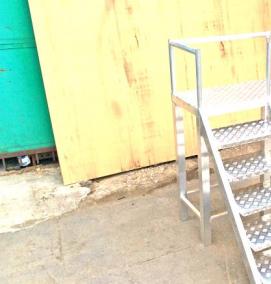 Лестница односекционная алюминиевая 9 ступеней - тип 3