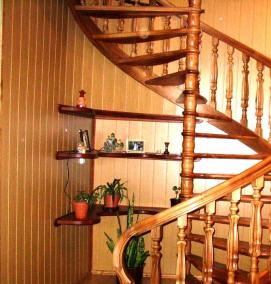 Лестница винтовая деревянная - модель 4