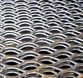 Лист стальной просечной - модель 4