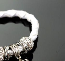 Металлические листы белого цвета - вариант 4