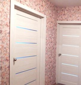 Межкомнатные двери беленый дуб со стеклом - тип 1