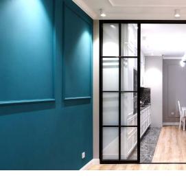 Межкомнатные двери с зеркалом с одной стороны - модель 1