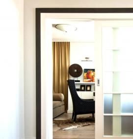 Межкомнатные двери со вставками из стекла - модель 1