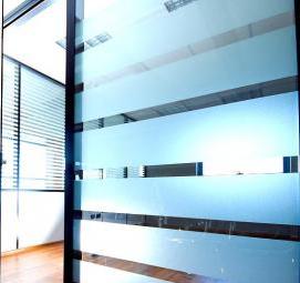 Монтаж алюминиевых офисных перегородок - вариант 4