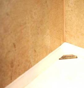 Монтаж плинтуса ванной - тип 2