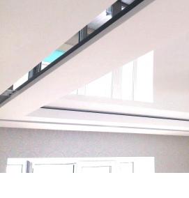 Натяжной потолок белый с розовым - модель 1