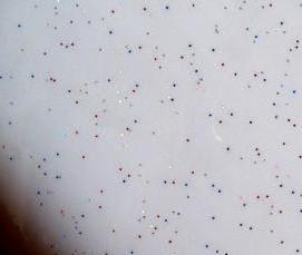 Натяжной потолок белый с золотом - тип 4