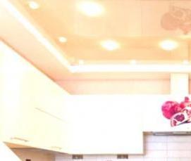 Натяжной потолок белый с золотом - тип 3