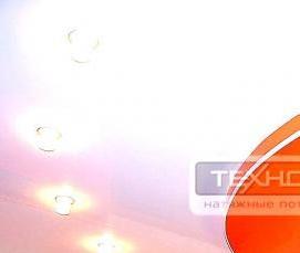 Натяжные потолки без встроенных светильников - модель 4