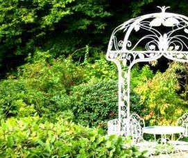 Небольшая беседка для дачи - вариант 4