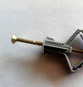 Нейлоновый дюбель для гипсокартона - вариант 1