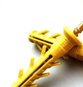 Нейлоновый дюбель для гипсокартона - вариант 2