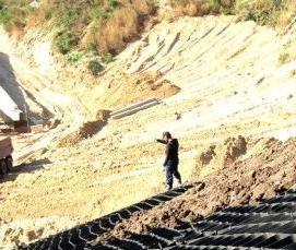 Объемная георешетка для укрепления откосов - вариант 3