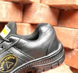 Обувь с железным носом рабочая - вариант 2