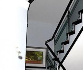 Ограждение лестницы из нержавеющей стали - вариант 1