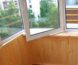 Отделка балкона лиственницей - вариант 3