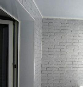 Отделка балкона пластиком - модель 4