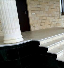 Отделка лестниц керамогранитом - модель 4