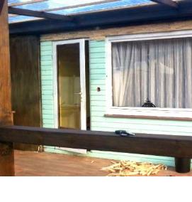 Отделка окна мозаикой - модель 4