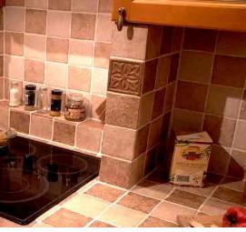 Отделка столешницы керамической плиткой - тип 2