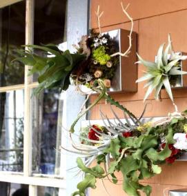 Озеленение искусственными цветами - вариант 2