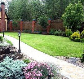 Озеленение загородного участка - вариант 1