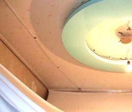 Парящий натяжной потолок с подсветкой по периметру - модель 1