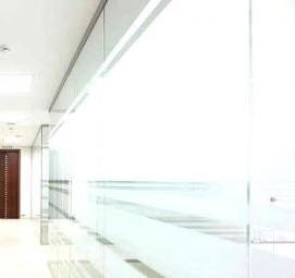 Перегородка прозрачная межкомнатная - вариант 2