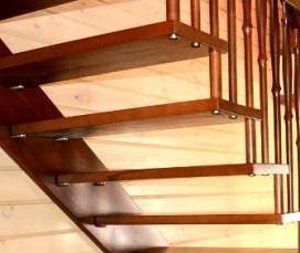 Переносная деревянная лестница - вариант 2