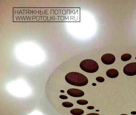 Перфорированный натяжной потолок с подсветкой - вариант 1