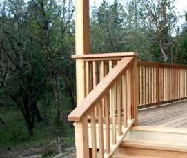 Перила круглые деревянные - модель 3